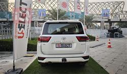 تۆیۆتا لاند کروزەر